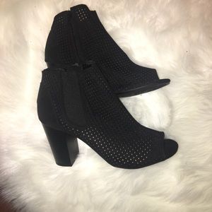 Chinese Laundry Fux Suede Open Toe booties